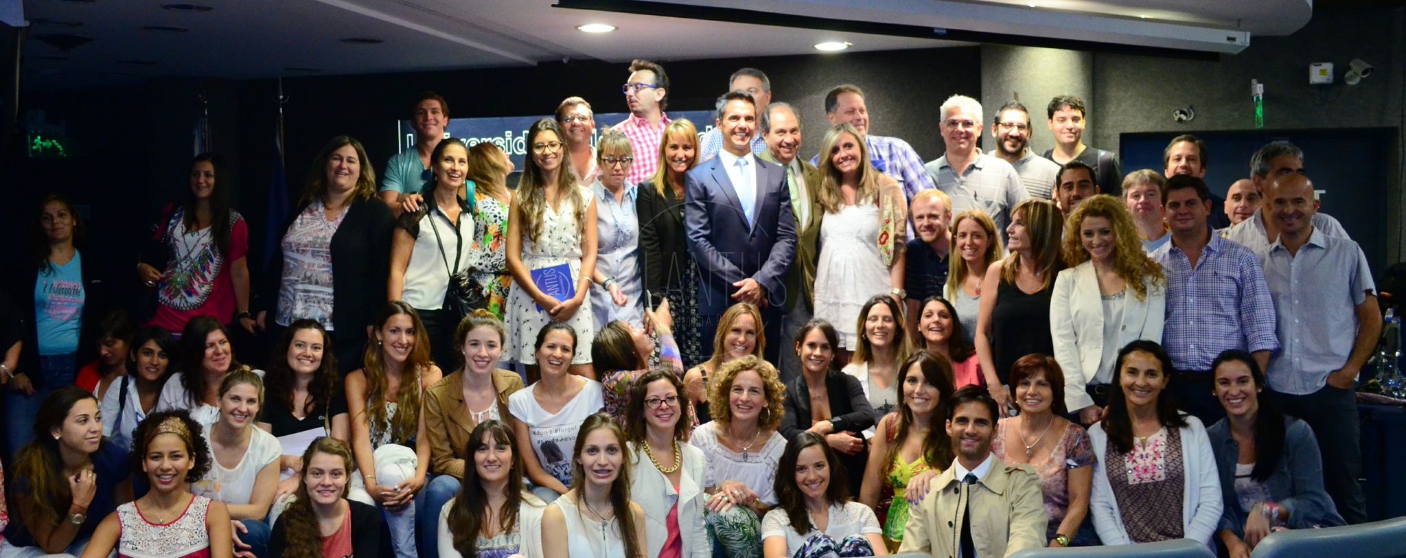 Palestra e Microcirurgia Endodôntica na Argentina